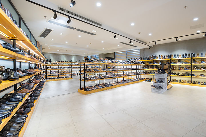 Spacious and well-stocked showroom.