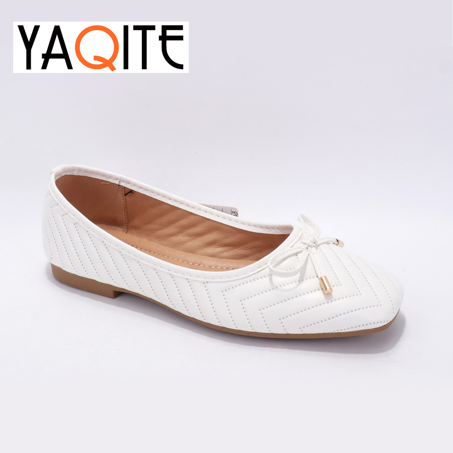 3P8269 147 470 WHITE