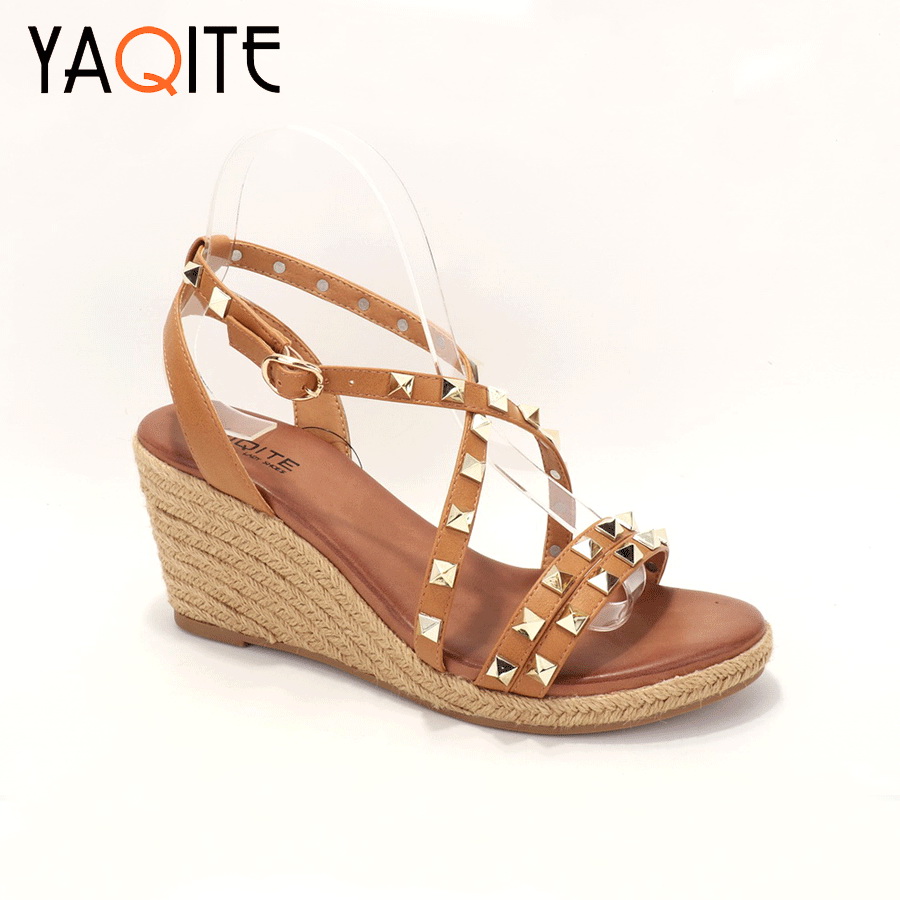 B6Z7005 54 700 CAMEL